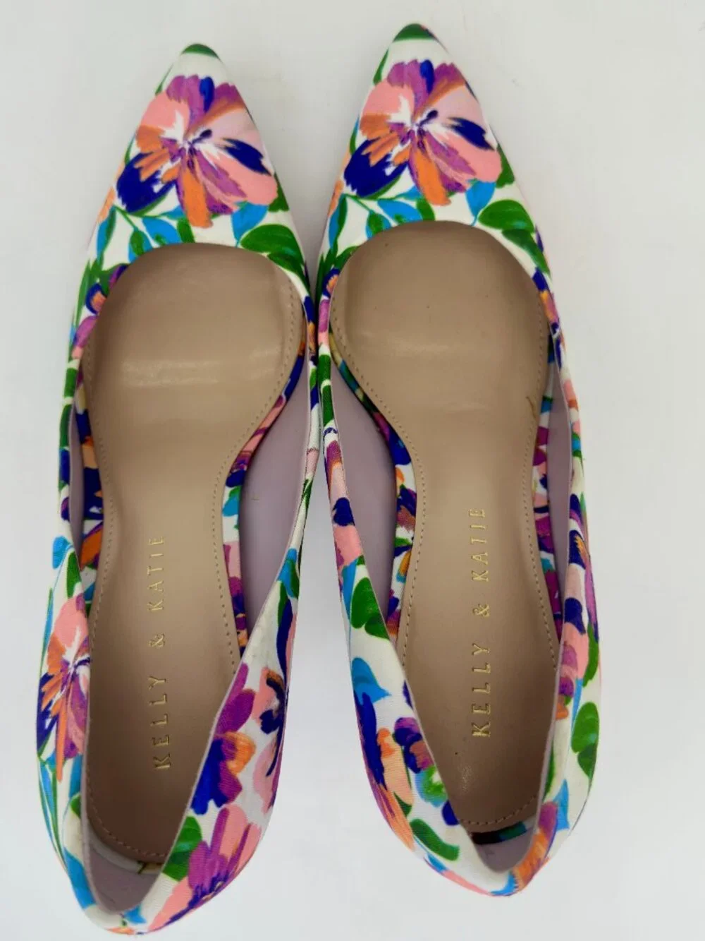 KELLY & KATIE Floral Pointed Toe Pumps Size 7M